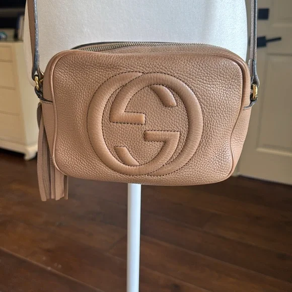 Gucci - Interlocking G Soho Disco Crossbody Bag w/Tassel - Picture 2 of 10